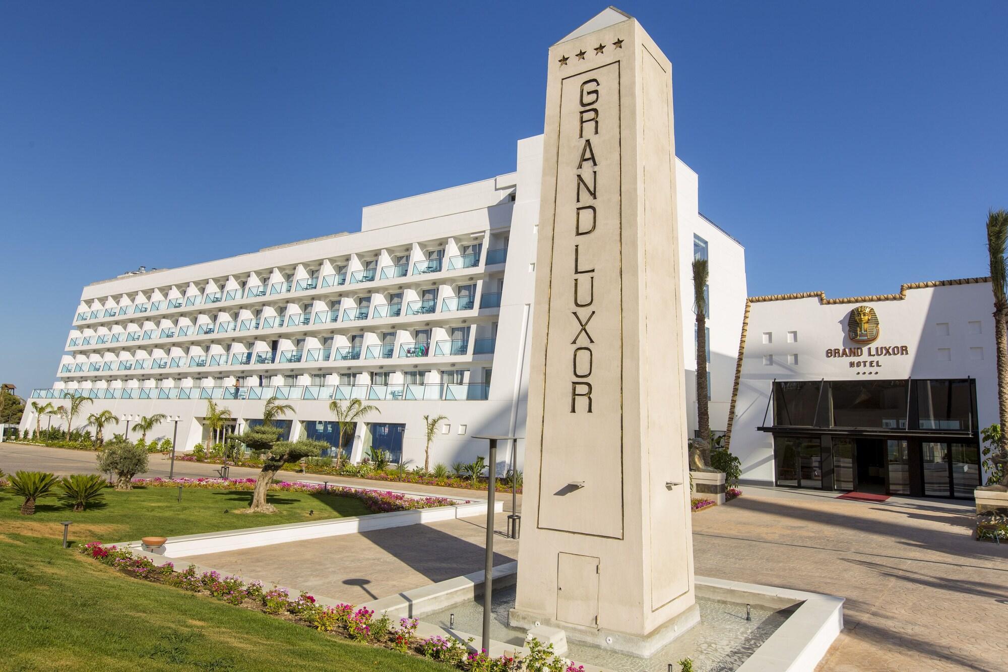 Grand Luxor Hotel Бенидорм Экстерьер фото