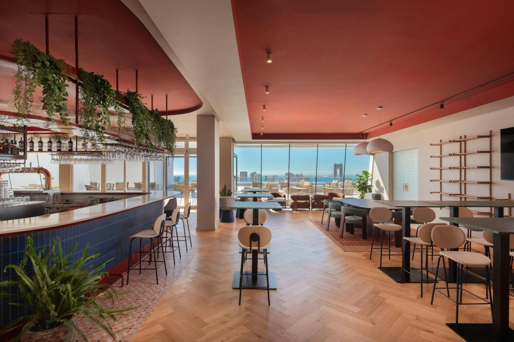 Four Points By Sheraton Costa Blanca Бенидорм Экстерьер фото